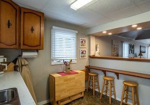 Orchid Bliss- Cute & cozy cottage by the beach