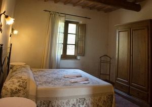 Organic Farmhouse - apartments with swimming pool, garden, parking, wifi