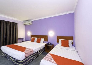 OYO 472 Comfort Hotel 1