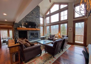 P4 NEW Ski-in Ski-out Presidential View luxury home w garage ping pong
