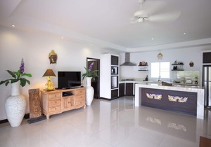 Pacotte 3BR private pool villa & garden