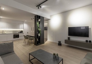 Pangrati Grove Apartment