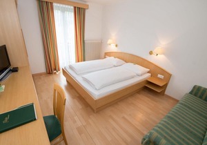 Panoramic double room 2/3/4/5/6/10/11/12/13/14 - Lipeter + Bergheimat, Hotel
