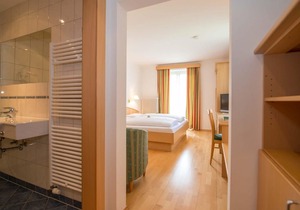 Panoramic double room 2/3/4/5/6/10/11/12/13/14 - Lipeter + Bergheimat, Hotel