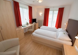 Panoramic double room 2/3/4/5/6/10/11/12/13/14 - Lipeter + Bergheimat, Hotel