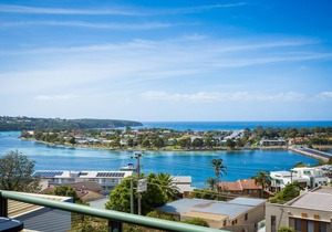 Panoramic Townhouses (3 Bedroom Pet Friendly Apartment with views) - 5+ nights