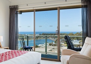Panoramic Townhouses By Lisa (Deluxe Front Apartment- Pet Friendly) - 3+night