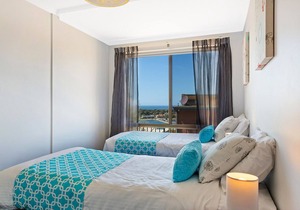 Panoramic Townhouses By Lisa (Deluxe Front Apartment- Pet Friendly) - 5+nights