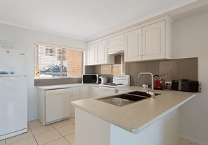 Panoramic Townhouses By Lisa (Deluxe Front Apartment- Pet Friendly) 1+night