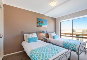 Panoramic Townhouses (Standard 2 Bedroom Pet Friendly Apartment - 5+ nights