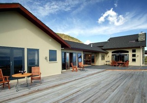 Parautane Lodge