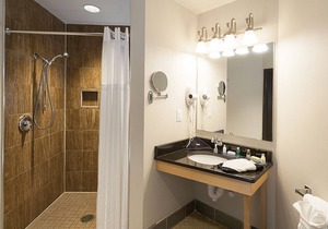 Park Point Marina Inn
