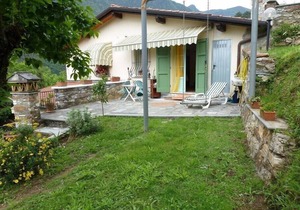 Peaceful cottage near the sandy beach of Forte dei Marmi