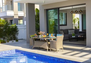 Pernera Beach Villa