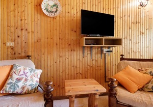Pet-Friendly Apartment with Mountain View & Shared Pool