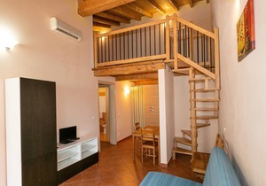 Pet-Friendly Apartment Posidonia 4 - Studio Mezzanine with Shared Pool & Wi-Fi
