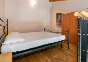Pet-Friendly 'Sole 2' Studio Mezzanine with Shared Pool & Wi-Fi