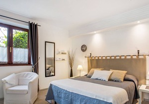 Pet-friendly Studio Monolocali in Casa con Giardino with A/C, Wi-Fi, Garden & Terrace