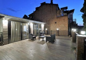 Peto's Huge furnished terrace