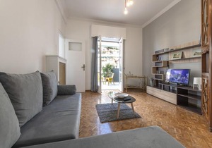 Petralona Cosy Penthouse