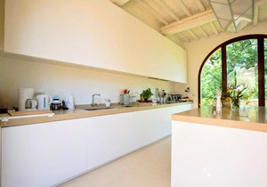 Petrognano Villa Sleeps 16 Pool Air Con WiFi