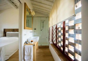 Petrognano Villa Sleeps 16 Pool Air Con WiFi