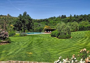 Petrognano Villa Sleeps 16 Pool Air Con WiFi