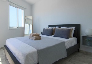 Phaedrus Living: Seaside Luxury Flat Lighthouse 74