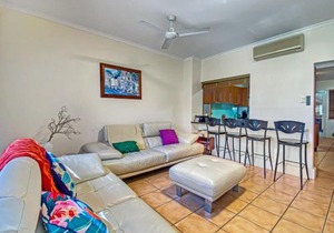 Picnic Bay Apartments Unit 1