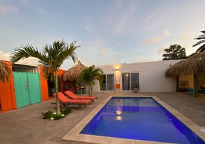 Piece of Paradise near Eagle Beach Contain Yourself Aruba
