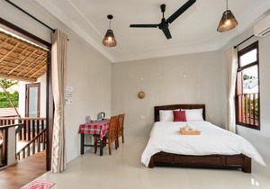 Pink Beach Homestay