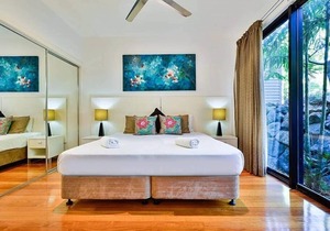 Pinnacle 2 - Seaview Apartment on Hamilton Island