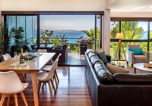 Pinnacle 3 - Seaview Apartment on Hamilton Island