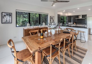 Pinnacle 7, Garden View Apartment on Hamilton Island