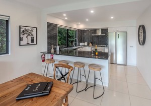 Pinnacle 7, Garden View Apartment on Hamilton Island