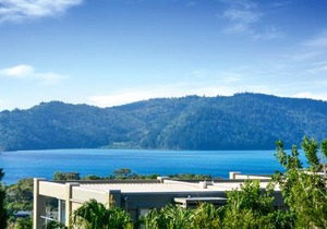 Pinnacle Apartments on Hamilton Island by HIHA