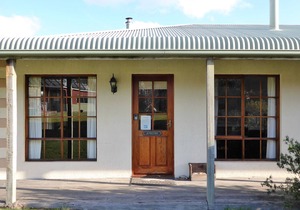 Platypus Park Country Retreat - Pipers 2br/apartment