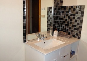 Platypus Park Country Retreat - Pipers 2br s/c Apartment