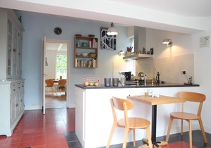 Pleasant Holiday Home in Grootschermer with Garden