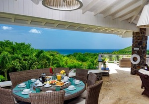 *Please Enquire-specials available on certain weeks. Amazing 5 bedroom private villa in Cap Estate