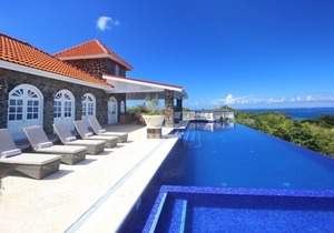 *Please Enquire-specials available on certain weeks. Amazing 5 bedroom private villa in Cap Estate