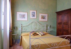 Poggio Montali Nestled among vineyards and olive groves