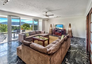 Poinciana Lodge - 3 bedroom - on Hamilton Island by HIHA
