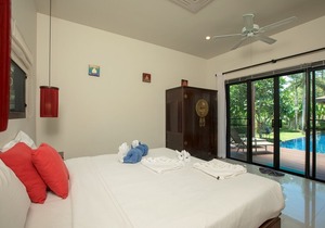 POOL VILLA ATARATA 3BR NAI HARN BEACH