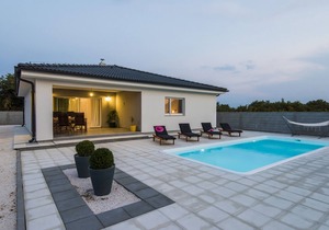 Poolincluded - Villa Dreams