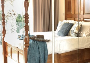 Poseidon's Seaside Luxury Apartments, near Harbour Kato Paphos