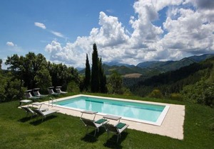 Pretty Holiday Home in Acqualagna with Swimming Pool
