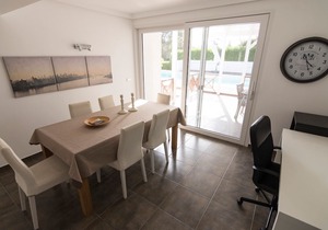 PRIVACY with sea view, salt water pool 50 sqm, WiFi, air conditioning, grill