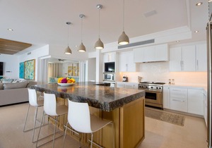 Private Beach Villa! Complimentary Airport-to-Door Transfer