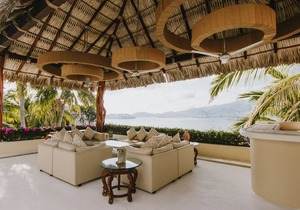 Private villa in the most exclusive neighborhood in all of Acapulco "Las Brisas"